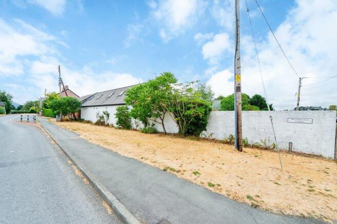 Llandysilio, Llanymynech photo 4