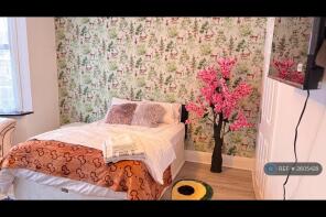 166a, Ashurst Drive, Ilford IG6 1EE