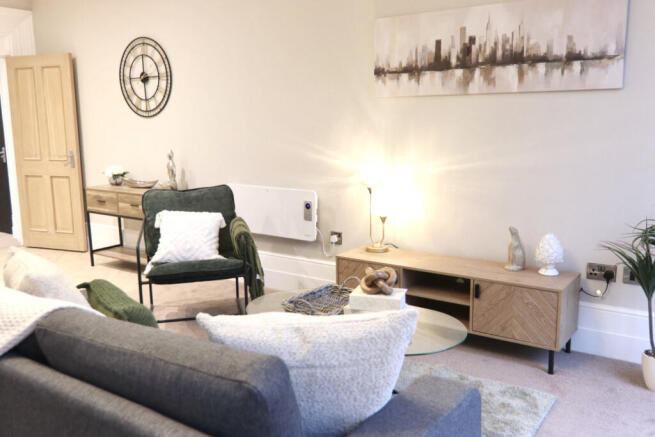1 bed Flat to rent Image 11