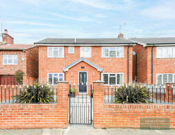 16, Chingford Grove, Stockton-on-tees TS19 0UD