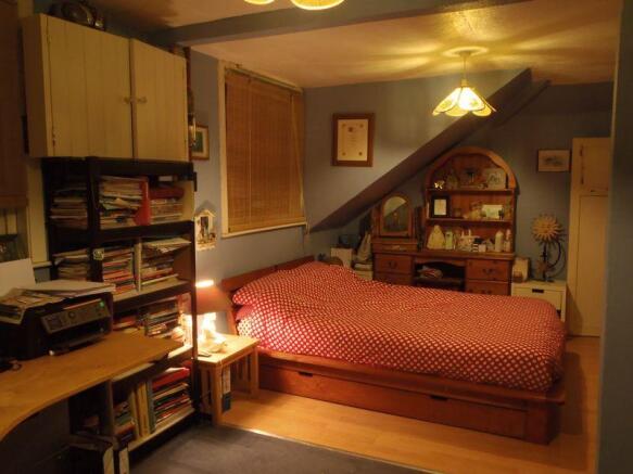 Photo 4
