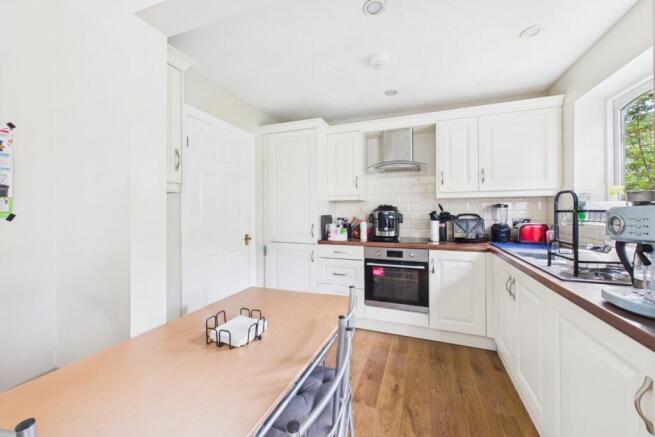 2 bed Detached Bungalow for sale Image 4