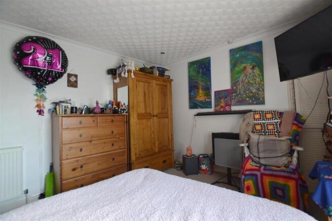 bed 1 (1).jpg