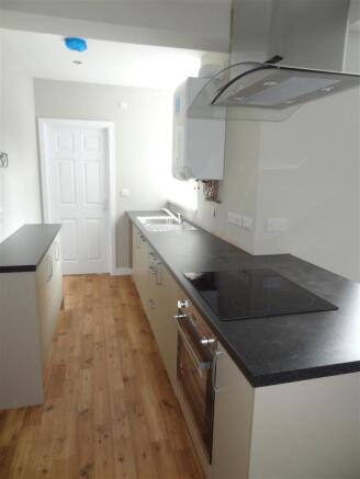OPEN PLAN LIVING/DINING/KITCHEN