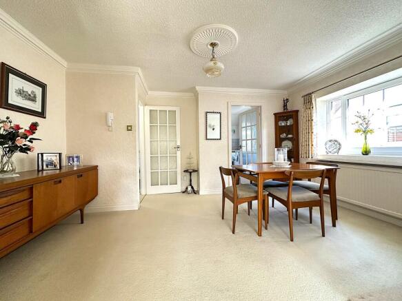 2 bed Apartment for sale Image 8