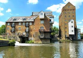 8, Alexander Raby Mill, Bourneside Road, Addlestone KT15 2JX