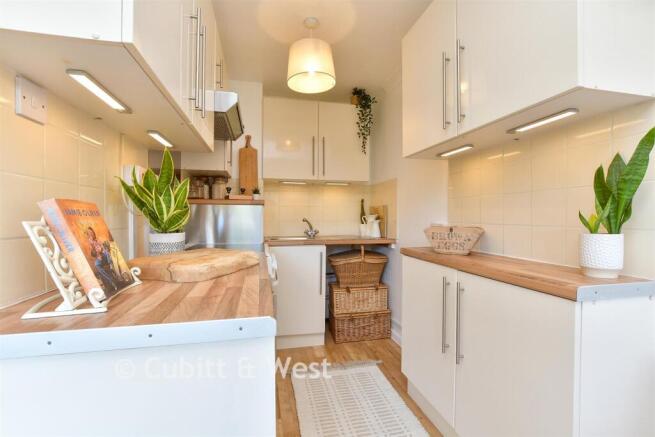 Kitchen / Lounge / Diner