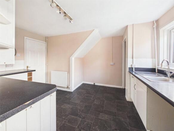 Milne Walk, Cheltenham, Gloucestershire, GL51 photo 4