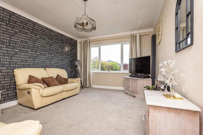 13, Morton Gardens Radcliffe-On-Trent, Nottingham,