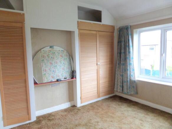 55 Trafford Park 011