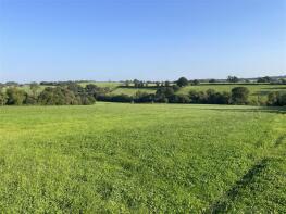Barnsclose, Rackenford EX16 8ED