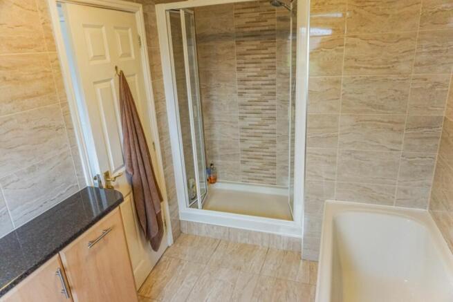 Master En-suite