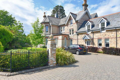 Cavendish Road, Bournemouth, BH1 1QZ