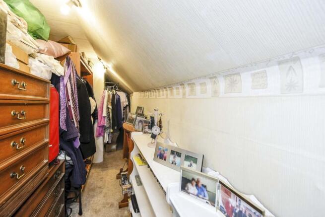 Walk-in Wardrobe