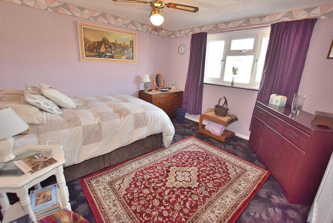 3 bed Semi-Detached for sale Image 10