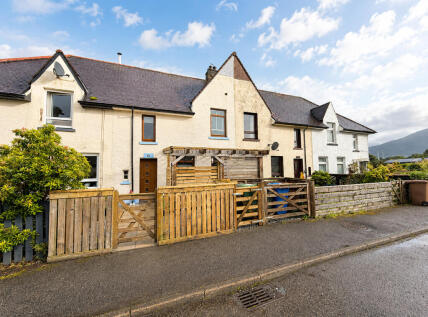 6 Glenmallie Terrace, Caol, Fort William, PH33 7BU