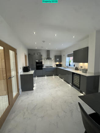 Kitchen / Diner