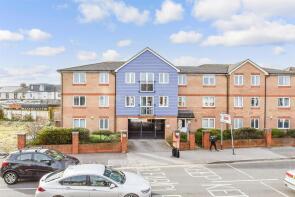 10, 128 Holmes Park, Milton Road, Southsea PO4 8GU