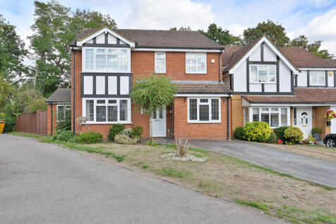 Lamb Close, Watford, WD25
