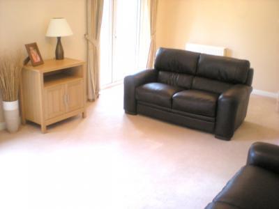 Lounge 1