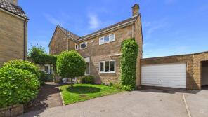 6 Hollycroft, Hinton Close, Hinton St. George TA17 8SH