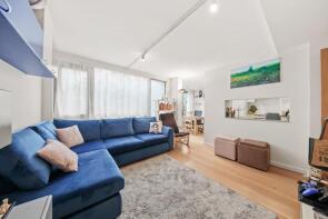 24, Peacock Place, London N1 1YG