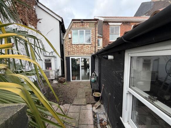 2  Medium  T202603301624.jpg