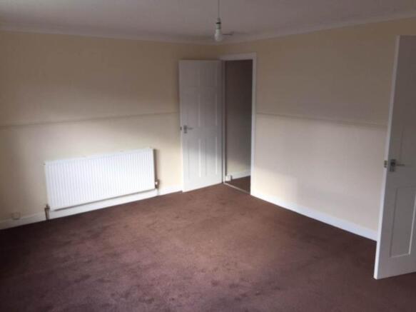 ROOM2