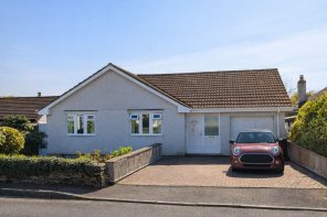 30, Trethiggey Crescent, Newquay TR8 4LF