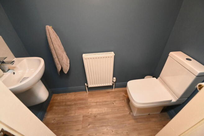 3 bed Semi-Detached for sale Image 9
