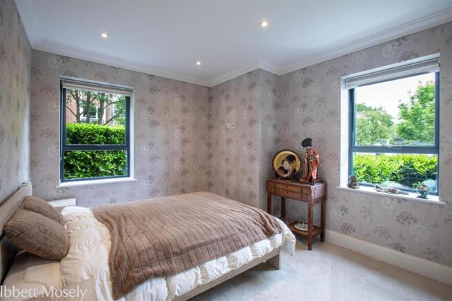 38 Bedroom 2.jpg