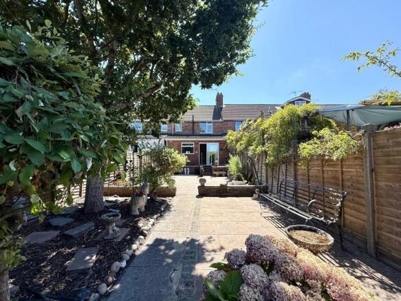 3-bed terraced on Drove Road, Old Town, Swindon, £310,000