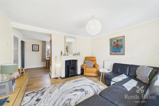 4 bed Detached for sale Image 5