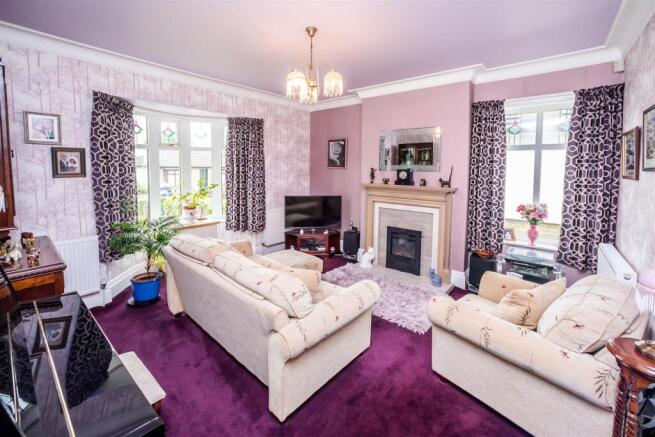 3 bed Detached Bungalow for sale Image 7