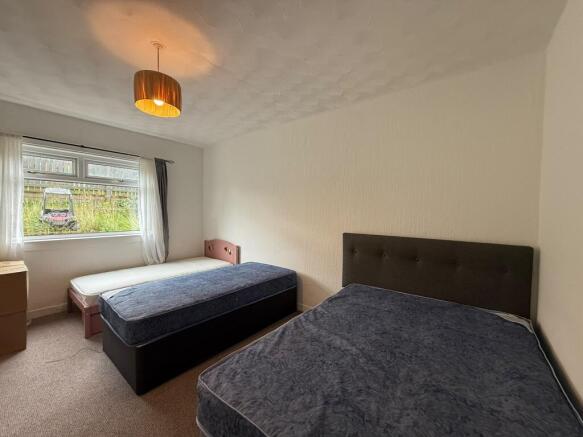 Quarrywood Road, Glasgow, Glasgow City photo 4