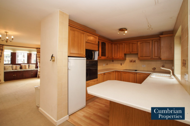 Open plan dining lounge/kitchen
