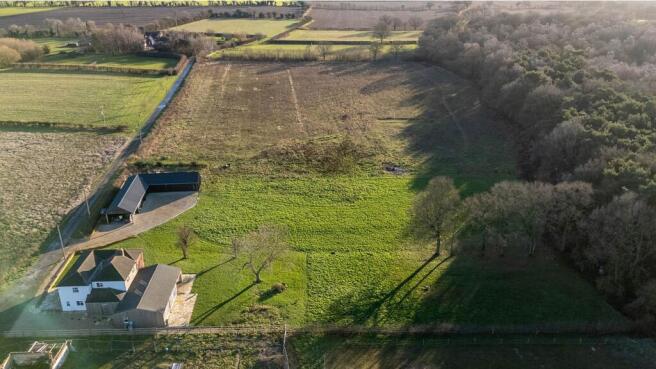 Apprx 10-acres to enjoy