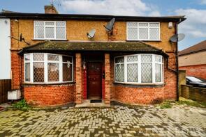 10, Kipling Terrace, Great Cambridge Road, London N9 9UJ