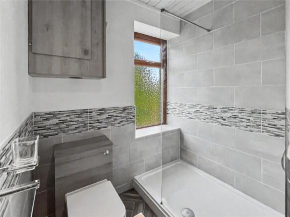 2 bed Terraced to rent Image 9