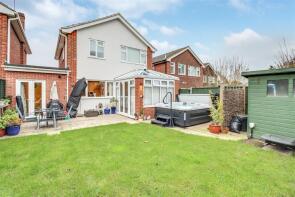 6, Highcliffe Way, Wickford SS11 8LA