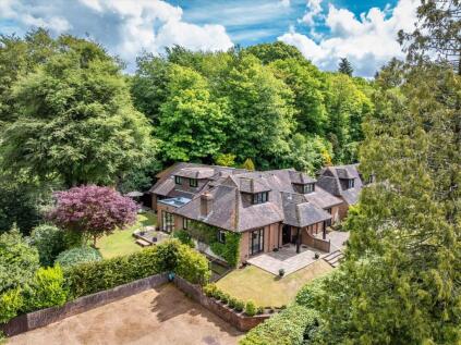 Fernden Heights, Haslemere, West Sussex GU27