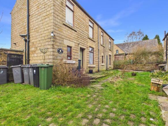 CAM03729G0-PR0259-STILL027