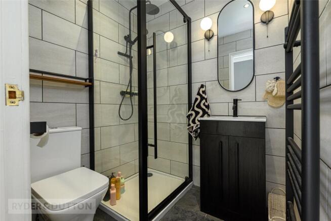 2 bed Terraced for sale Image 12