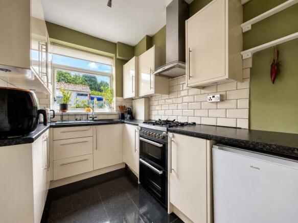 3 bed Terraced for sale Image 2