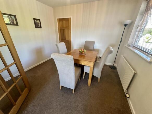 3 bed Detached Bungalow for sale Image 8