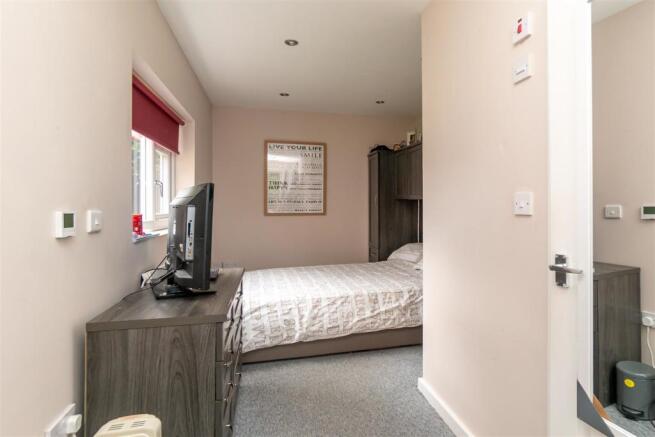 Converted Garage - Bedroom Five/Home Office