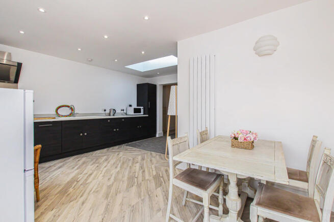 Kitchen Diner Area