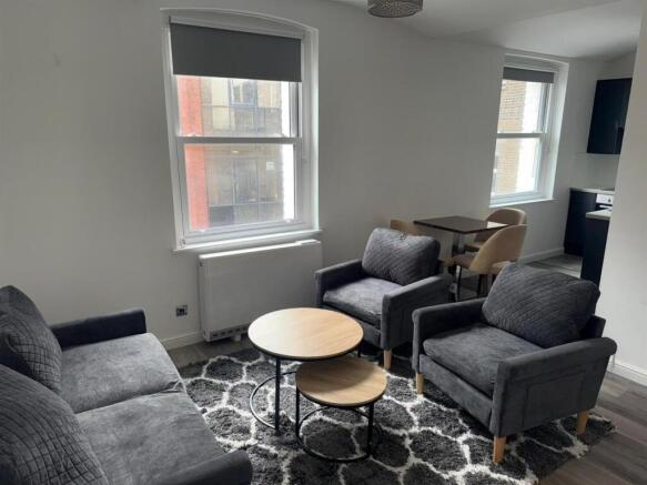 WhatsApp Image 2024-12-09 at 15.34.30 (3).jpeg