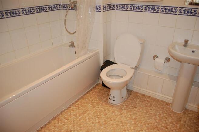 17 Pembroke bath.JPG