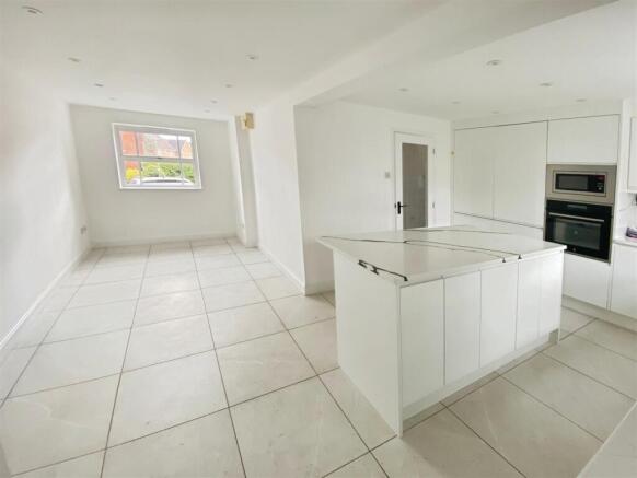 8a531052-9-4C86-91CF-594FB5D1A359-1104-000000B9110